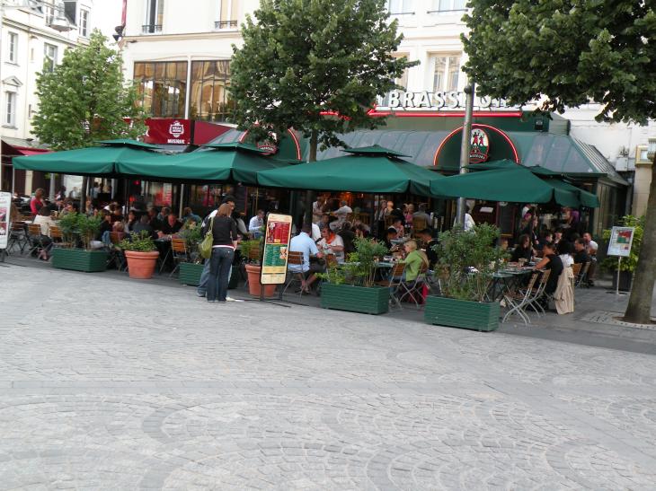  restaurant les Brasseurs, place Drouet